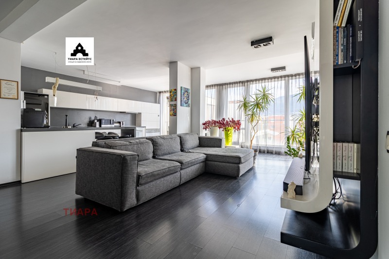 Продаја  3 спаваће собе Софија , Крастова вада , 243 м2 | 88064643