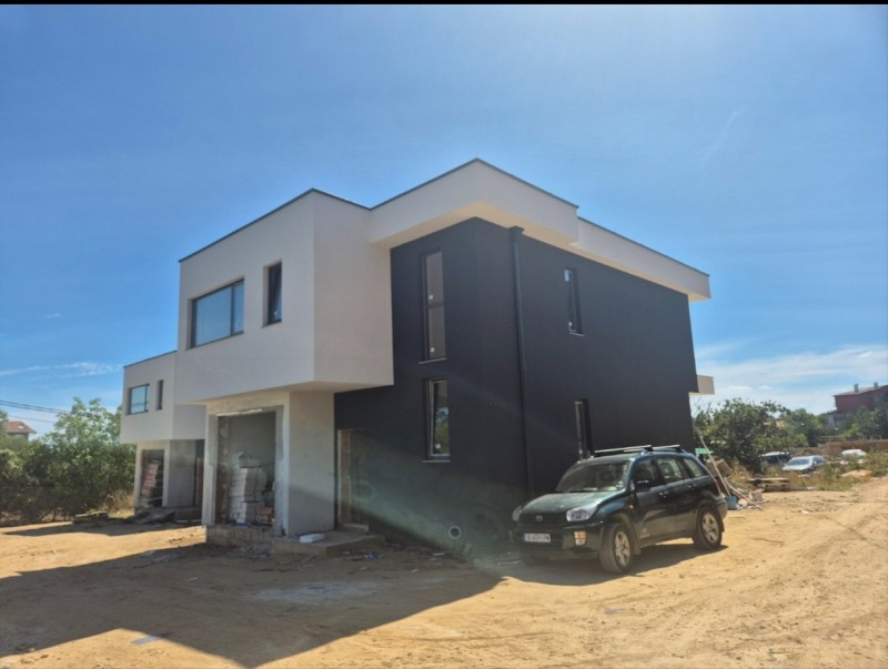 Продава КЪЩА, гр. Варна, м-т Горна Трака, снимка 7 - Къщи - 53398183