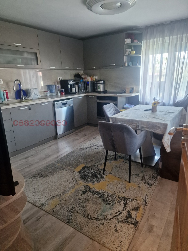 Продава КЪЩА, с. Дисевица, област Плевен, снимка 10 - Къщи - 52788787