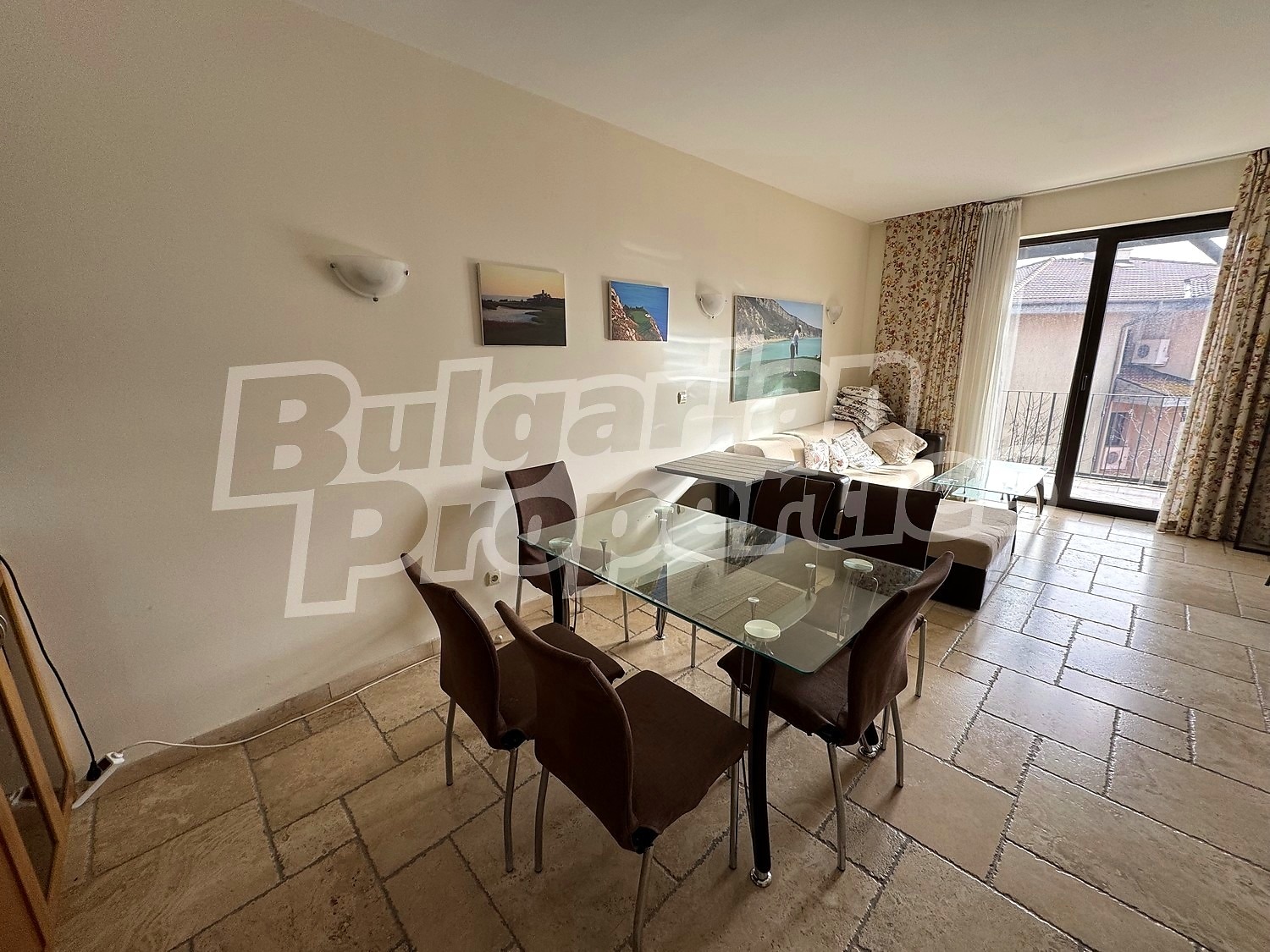 Продава 3-СТАЕН, гр. Каварна, област Добрич, снимка 2 - Апартаменти - 52850069