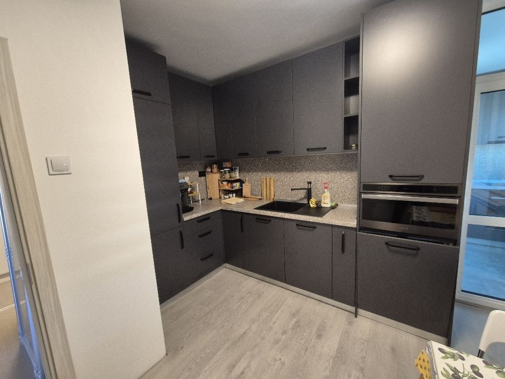 Продава 3-СТАЕН, гр. Плевен, Мара Денчева, снимка 2 - Апартаменти - 54474145