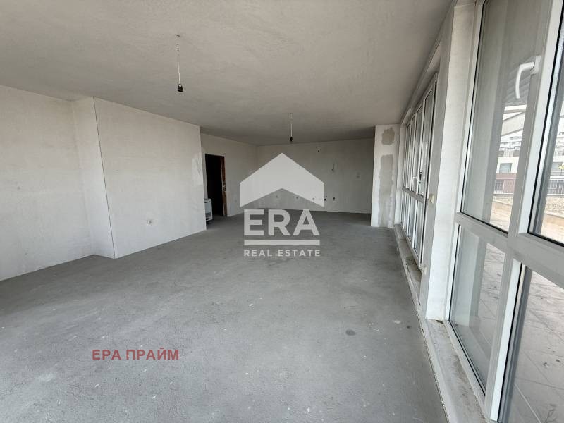 Продава 4-СТАЕН, гр. Варна, Левски 1, снимка 4 - Апартаменти - 54678855