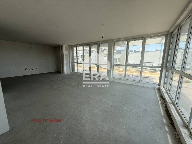 Продава 4-СТАЕН, гр. Варна, Левски 1, снимка 3 - Апартаменти - 54678855