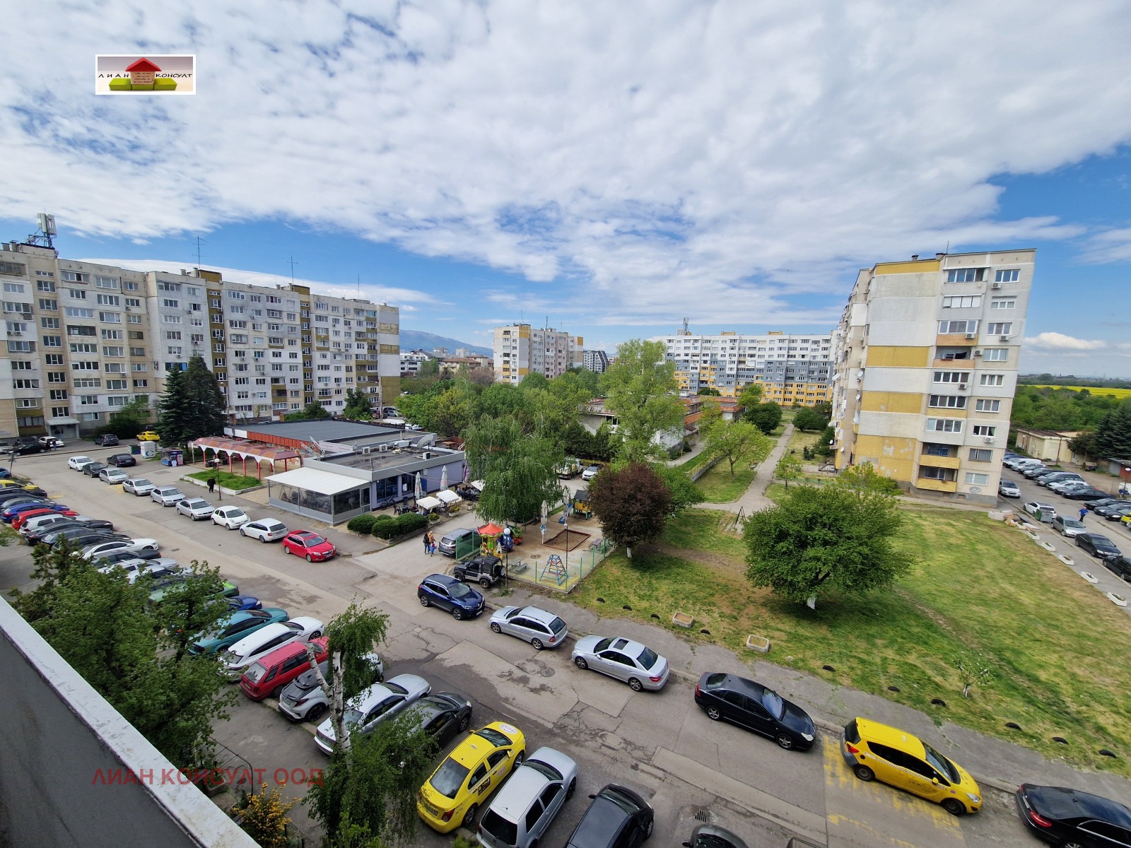 Продава 4-СТАЕН, гр. София, Левски Г