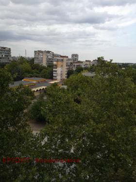 Продава 3-стаен град Русе Възраждане - [1] 