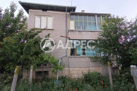 Hus Sjitnitsa, Razgrad
