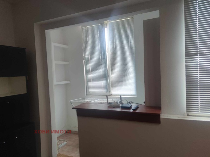 Продава 1-СТАЕН, гр. Пловдив, Тракия, снимка 8 - Апартаменти - 52797706