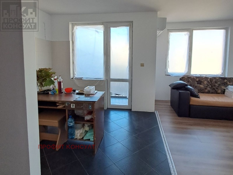 Продава 2-СТАЕН, гр. Велико Търново, Център, снимка 7 - Апартаменти - 52525947