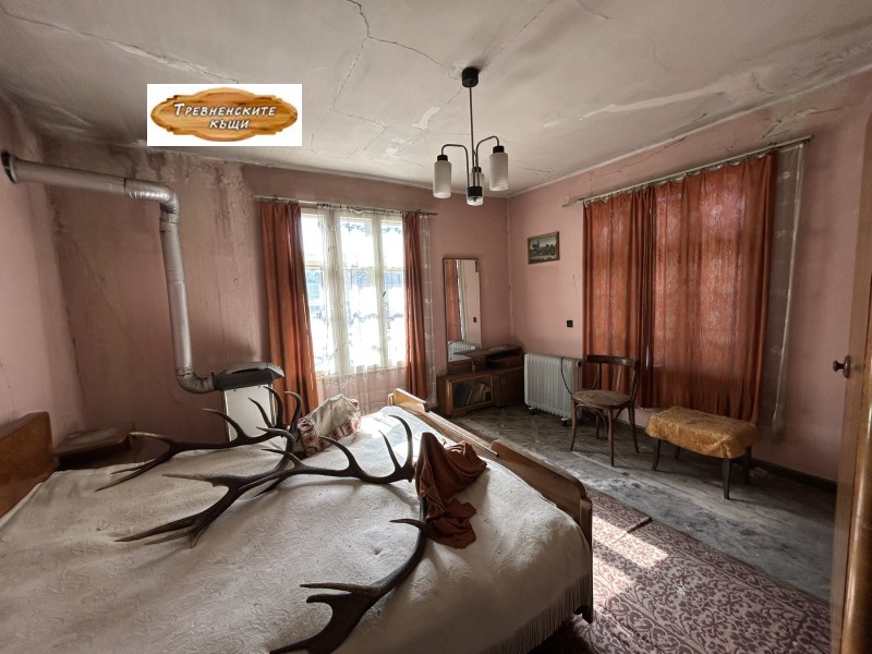 Продава ЕТАЖ ОТ КЪЩА, гр. Трявна, област Габрово, снимка 7 - Етаж от къща - 52823773