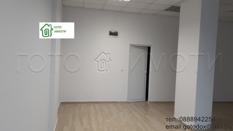 In vendita  Negozio Sofia , Manastirski livadi , 67 mq | 29006536 - Immagine [2]