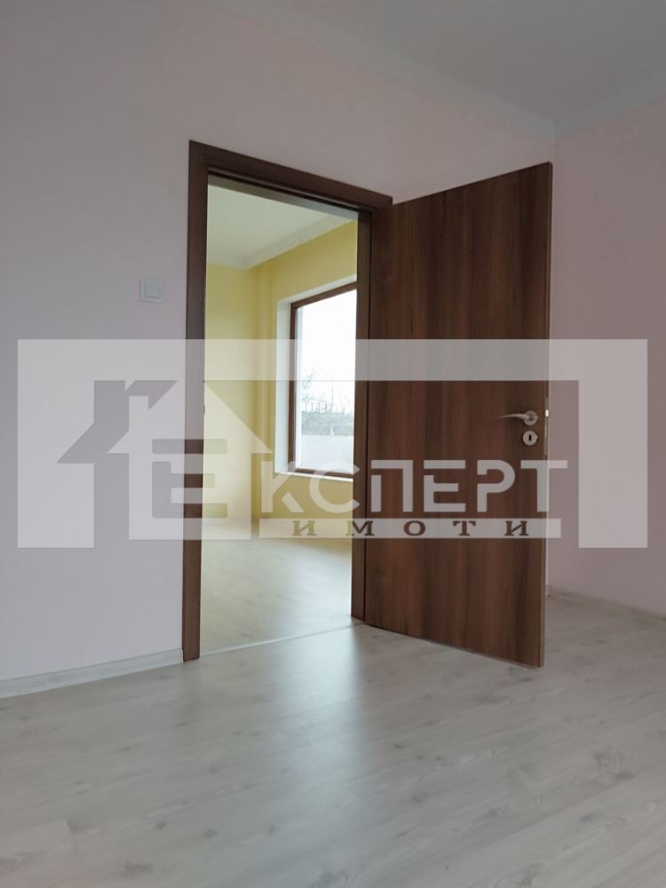 Продава  3-стаен град Пловдив , Тракия , 70 кв.м | 84914031