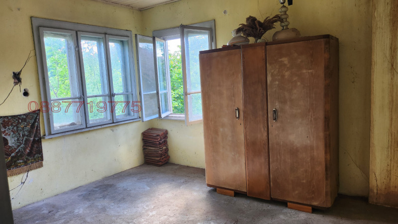 Продава КЪЩА, с. Водолей, област Велико Търново, снимка 4 - Къщи - 52785862