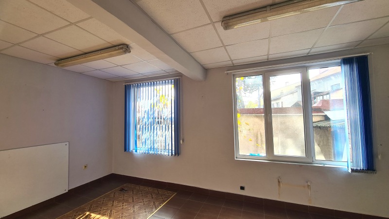 Продава КЪЩА, гр. Ихтиман, област София област, снимка 4 - Къщи - 52439760