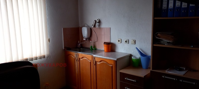 Продава КЪЩА, гр. Казанлък, област Стара Загора, снимка 15 - Къщи - 53504466