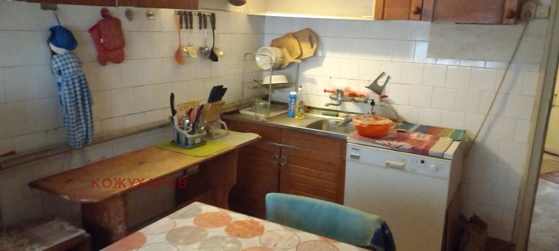 Продава КЪЩА, гр. Казанлък, област Стара Загора, снимка 7 - Къщи - 53504466