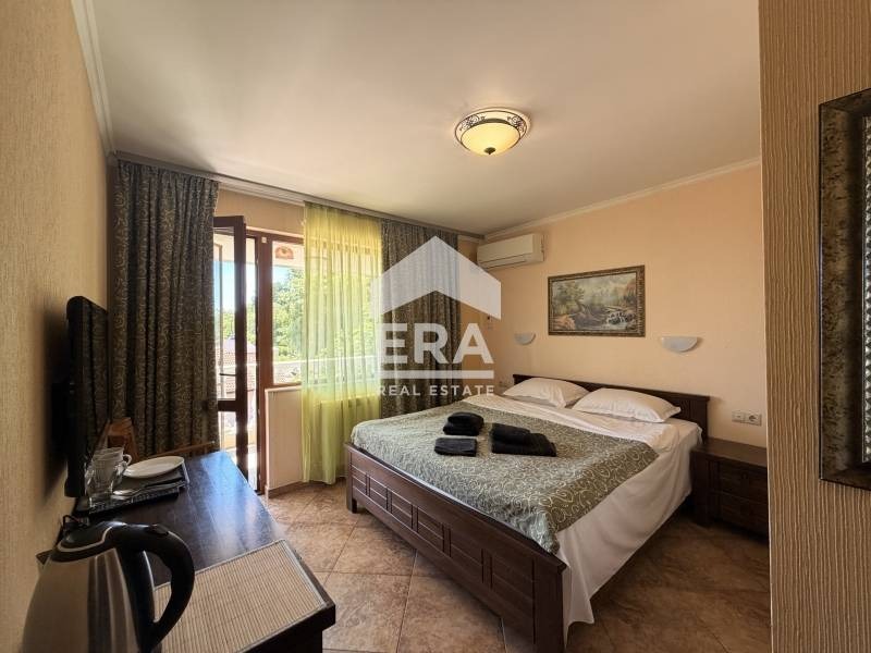 Продава ХОТЕЛ, гр. Варна, к.к. Чайка, снимка 3 - Хотели - 54627257