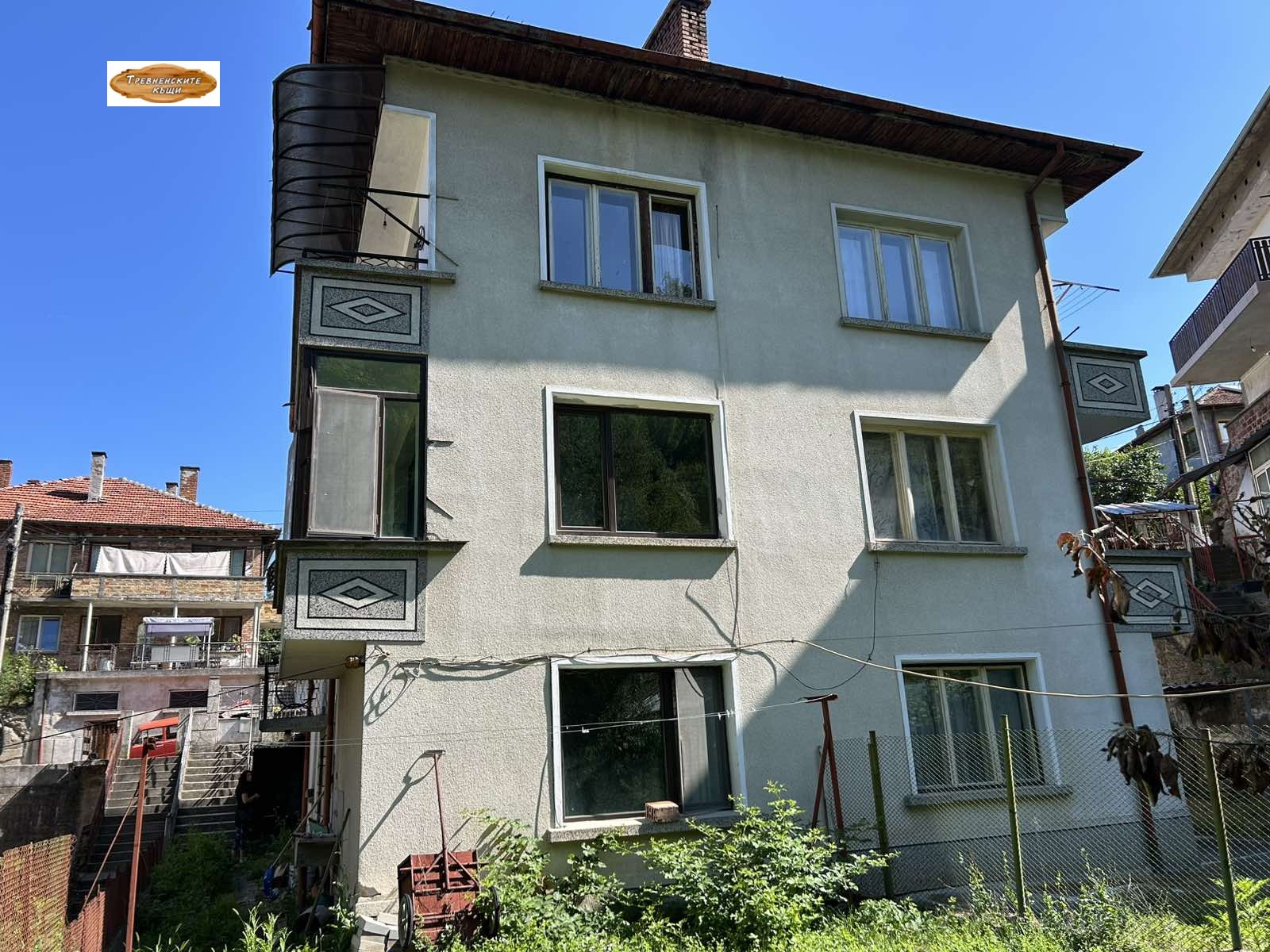 Продава КЪЩА, гр. Трявна, област Габрово