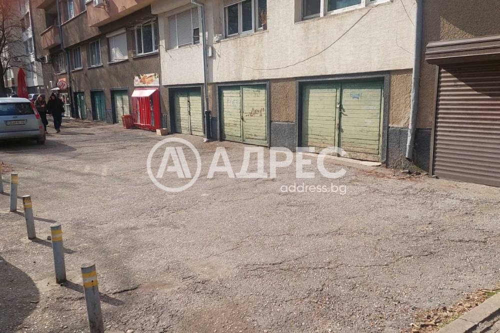 Продава ГАРАЖ, ПАРКОМЯСТО, гр. София, Иван Вазов