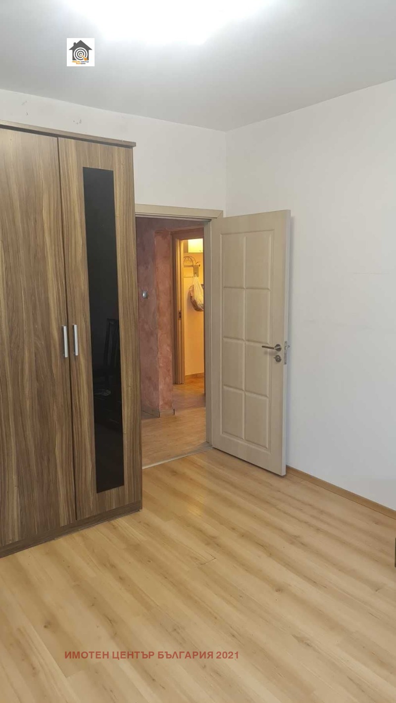 Na prodej  2 ložnice Sofia , Slatina , 79 m2 | 26139167 - obraz [4]