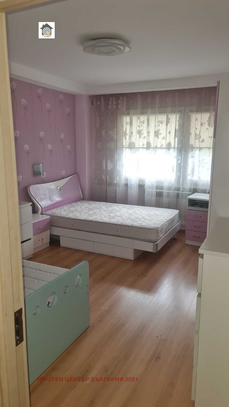 Na prodej  2 ložnice Sofia , Slatina , 79 m2 | 26139167 - obraz [3]
