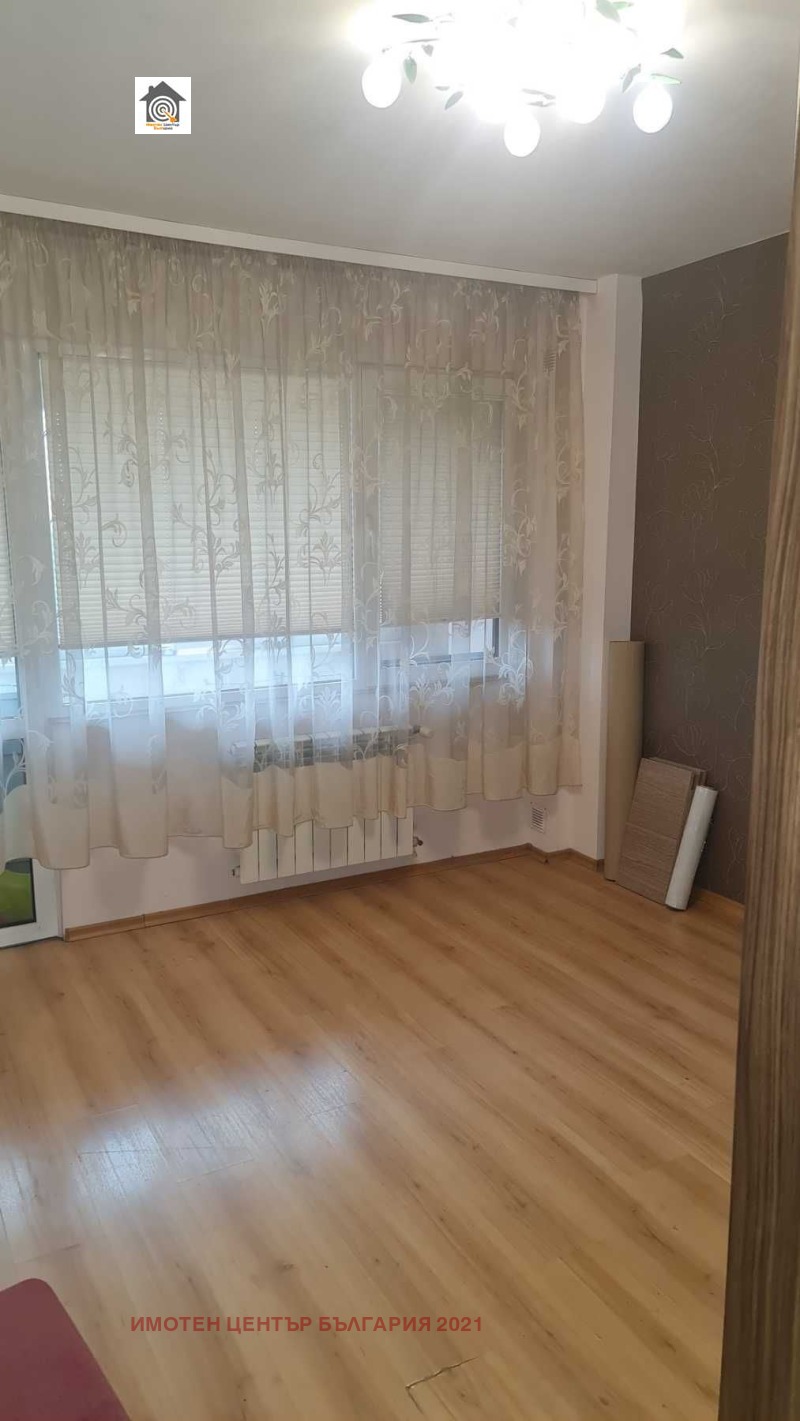 Na prodej  2 ložnice Sofia , Slatina , 79 m2 | 26139167 - obraz [5]