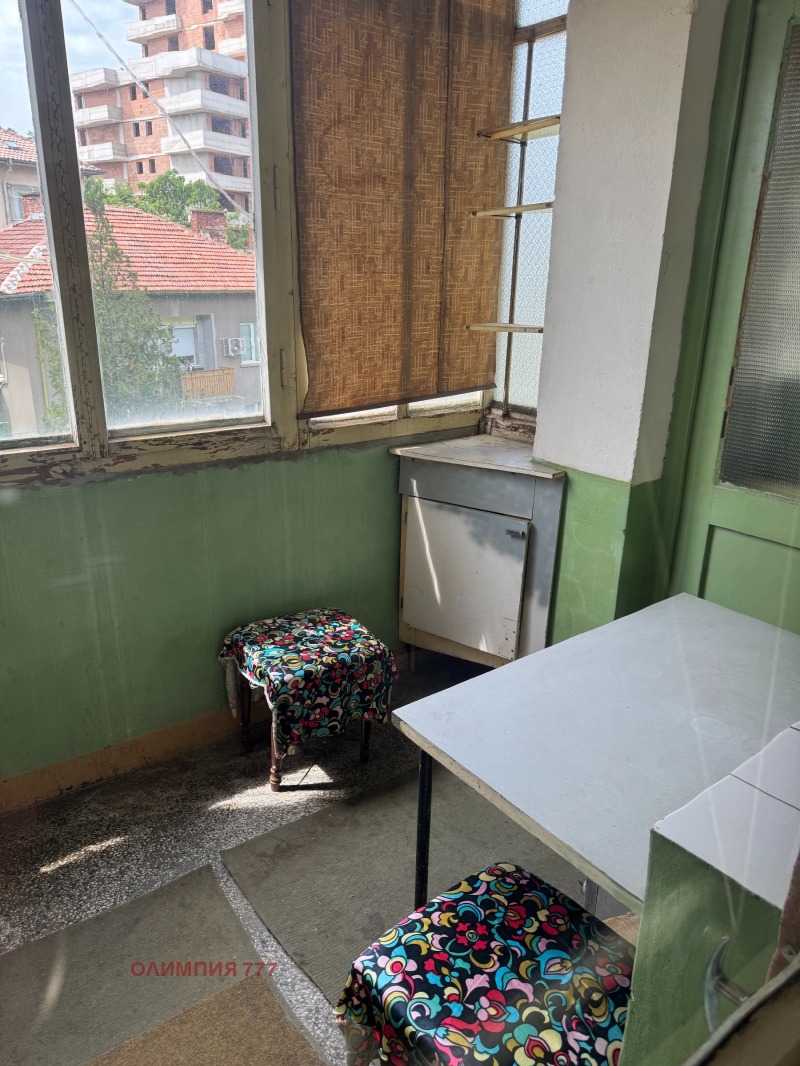 Продава  4-стаен град Плевен , 9-ти квартал , 101 кв.м | 74554420 - изображение [10]