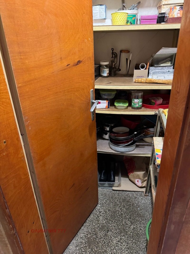 Продава  4-стаен град Плевен , 9-ти квартал , 101 кв.м | 74554420 - изображение [11]
