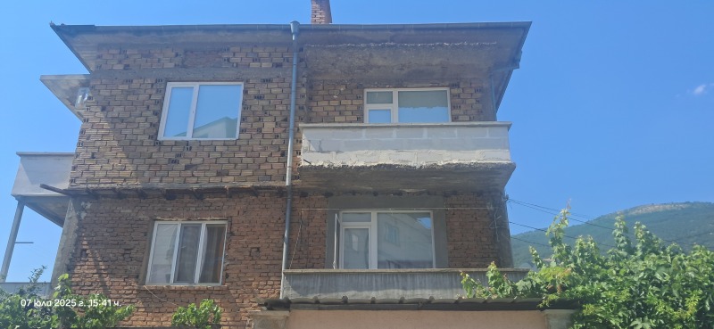 Προς πώληση  Όροφος σπιτιού περιοχή Plovdiv , Καρλοβο , 80 τ.μ | 60691194