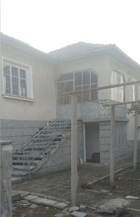 Продава КЪЩА, област Пловдив, с. Леново • 43900 € / 85860.94 лв. • 19182585 1