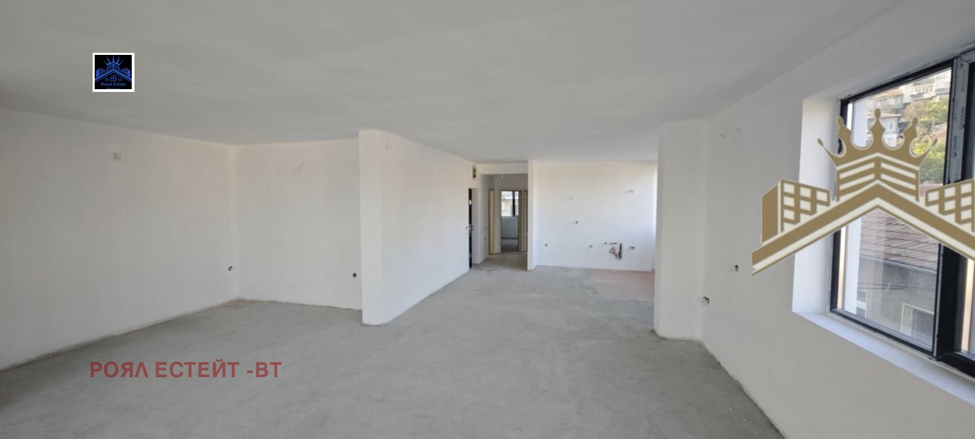 Продава 4-СТАЕН, гр. Велико Търново, Център, снимка 2 - Апартаменти - 53855994