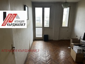 2 спаваће собе Центар, Карджали 16