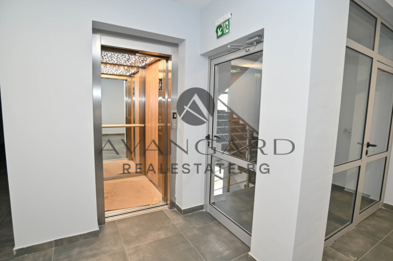 For Sale  2 bedroom Plovdiv , Hristo Smirnenski , 123 sq.m | 41384602 - image [7]