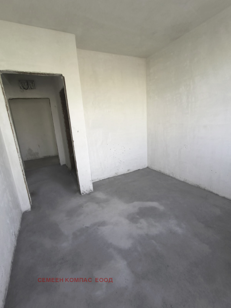 Продава 3-СТАЕН, гр. Пловдив, Южен, снимка 3 - Апартаменти - 51269776