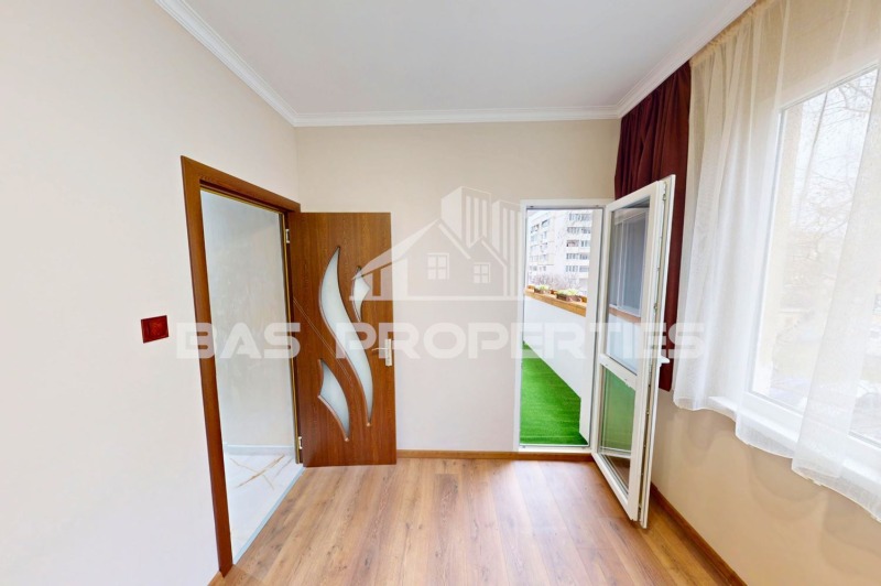 Продава 3-СТАЕН, гр. София, Връбница 1, снимка 11 - Апартаменти - 53504638