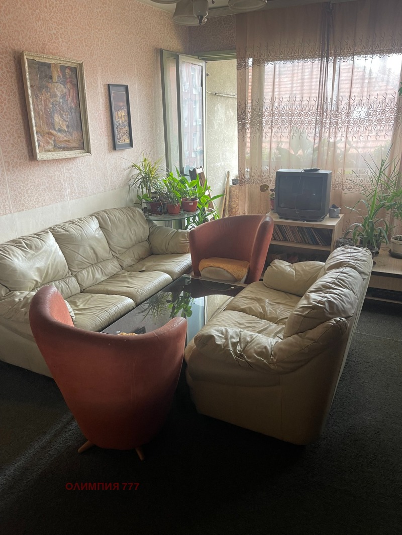 Na sprzedaż  3 sypialnie Plewen , Idealen centar , 103 mkw | 89878374