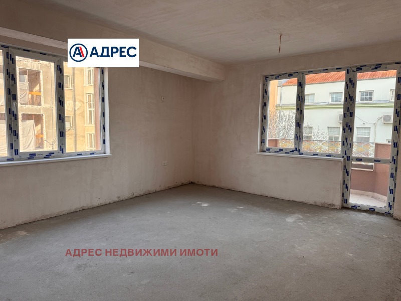 Продава МНОГОСТАЕН, гр. Стара Загора, Център, снимка 4 - Апартаменти - 52550651