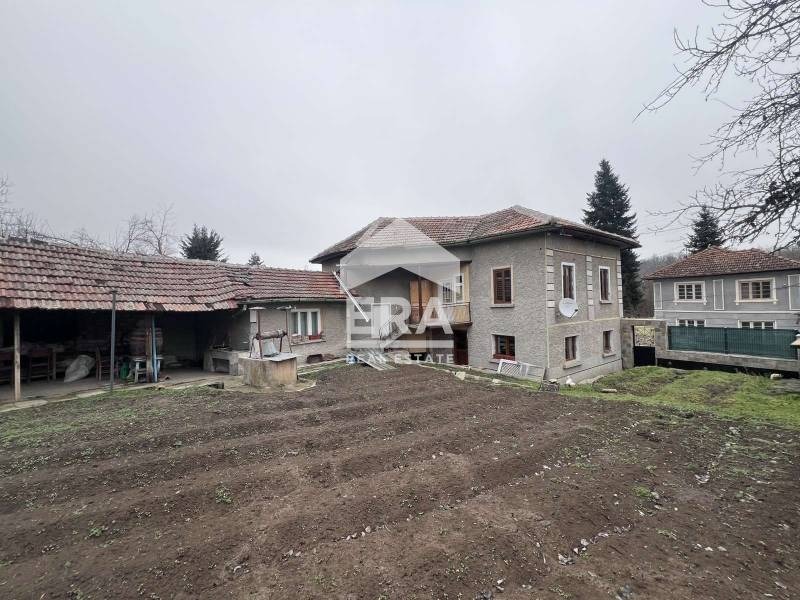 Продава КЪЩА, с. Николаево, област Велико Търново, снимка 5 - Къщи - 53443786