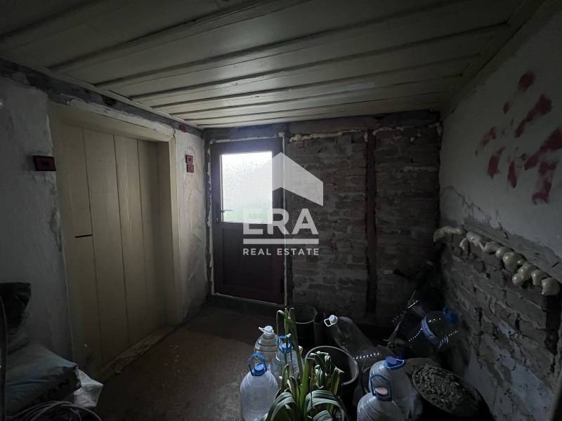 Продава КЪЩА, с. Николаево, област Велико Търново, снимка 4 - Къщи - 53443786