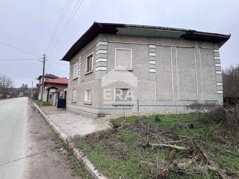 Продава КЪЩА, с. Николаево, област Велико Търново, снимка 3 - Къщи - 53443786
