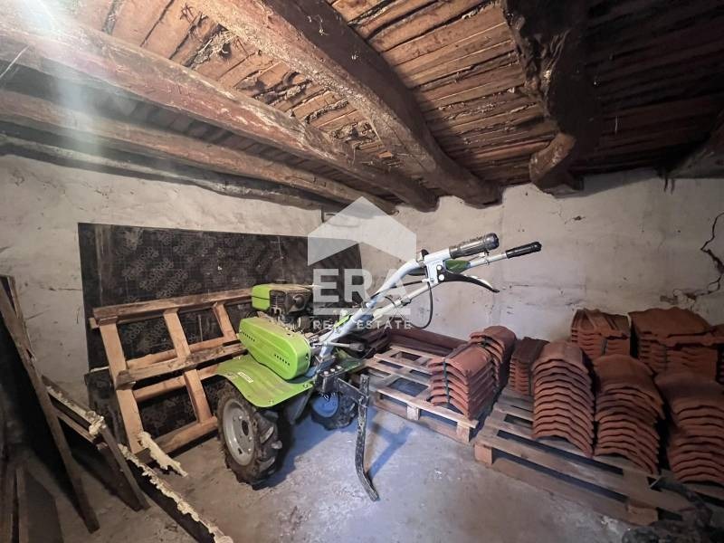 Продава КЪЩА, с. Николаево, област Велико Търново, снимка 8 - Къщи - 53443786