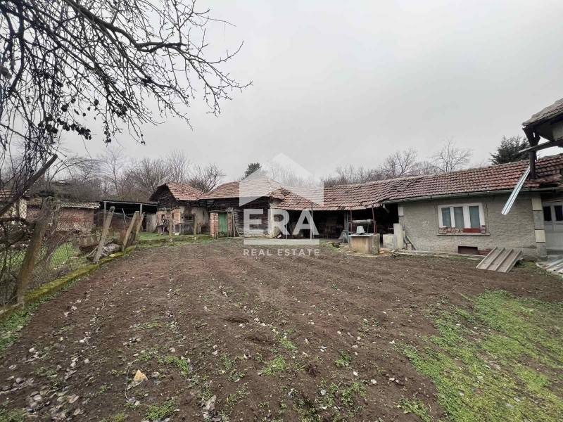 Продава КЪЩА, с. Николаево, област Велико Търново, снимка 12 - Къщи - 53443786