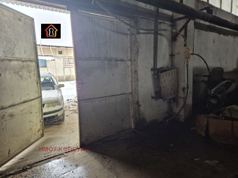 Продава СКЛАД, гр. Враца, Складова база, снимка 2 - Складове - 53316346