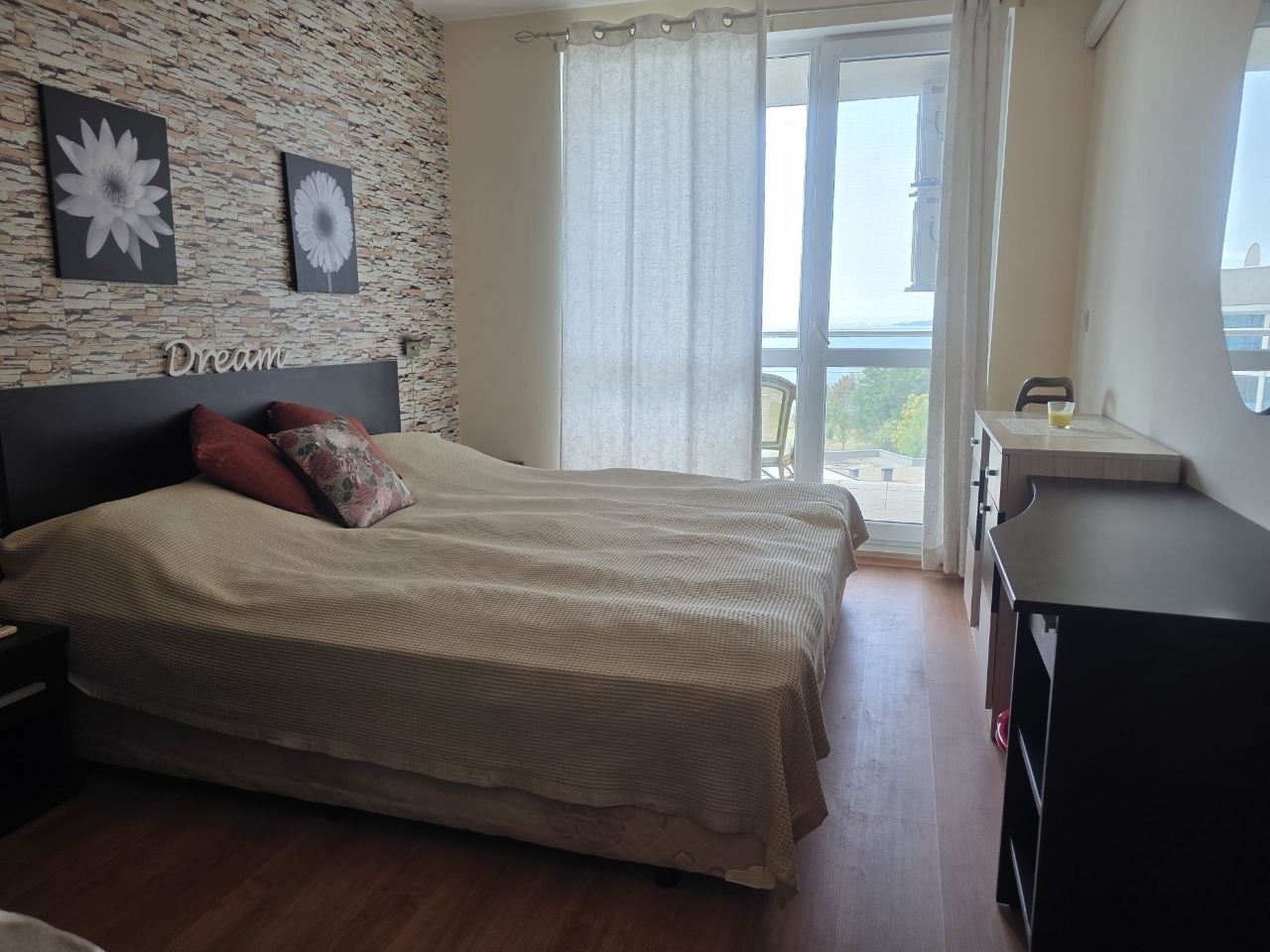Продава 3-СТАЕН, гр. Бургас, Сарафово, снимка 2 - Апартаменти - 55803633