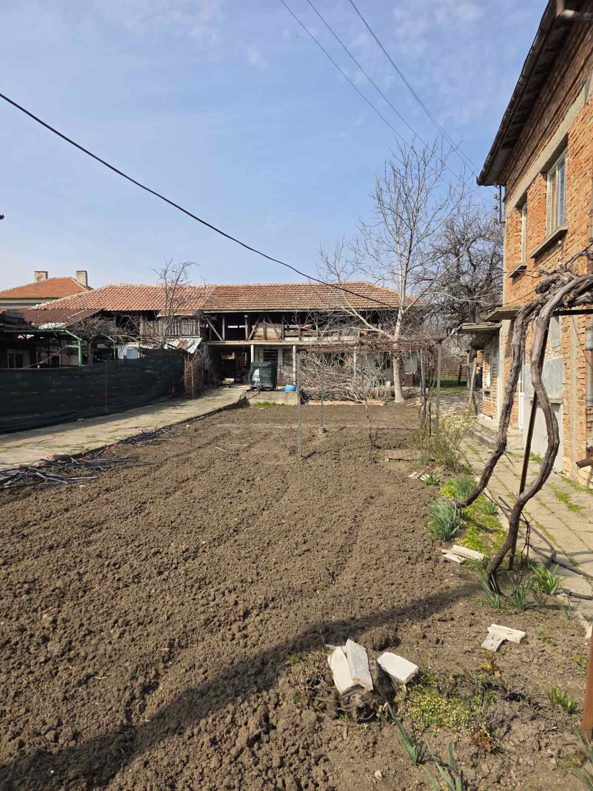 Продава КЪЩА, гр. Кула, област Видин, снимка 2 - Къщи - 54048425