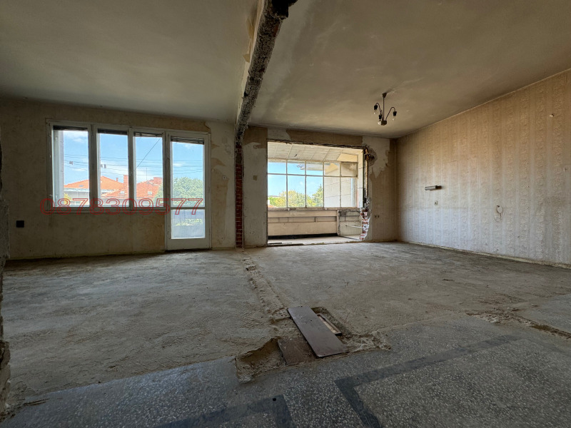 Продава 3-СТАЕН в град Русе, Център - 120 кв.м / 190 000 € » 371 607.70 лв.