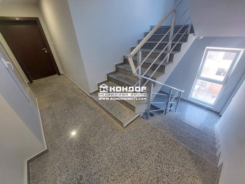 En venta  1 dormitorio Plovdiv , Ostromila , 69 metros cuadrados | 33489632 - imagen [3]