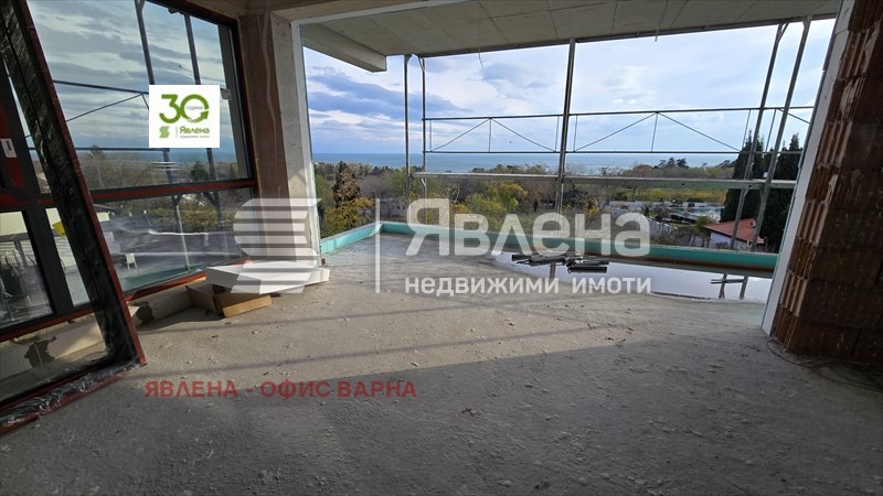 Продава  3-стаен град Варна , к.к. Св.Св. Константин и Елена , 138 кв.м | 37568302