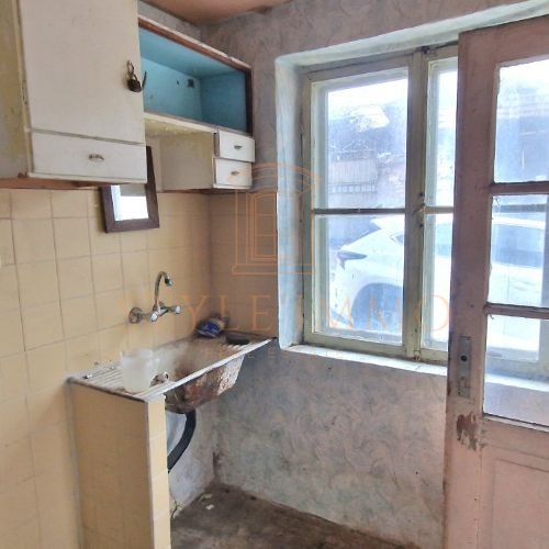 Продава КЪЩА, гр. Разград, Житница, снимка 3 - Къщи - 47528223