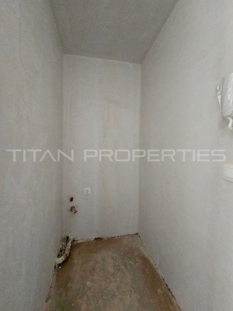 Na prodej  1 ložnice Plovdiv , Ostromila , 110 m2 | 30598639 - obraz [5]