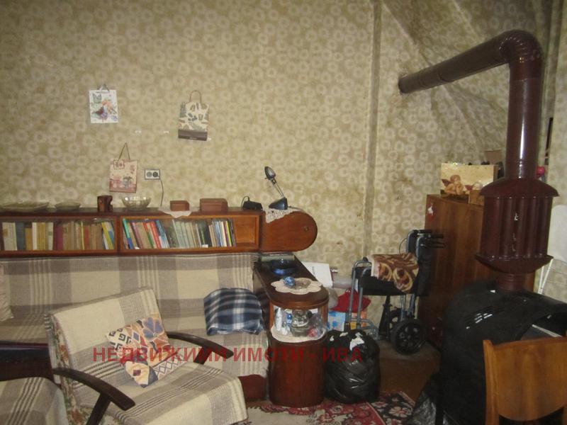 Продава КЪЩА, гр. Горна Оряховица, област Велико Търново, снимка 4 - Къщи - 42694077
